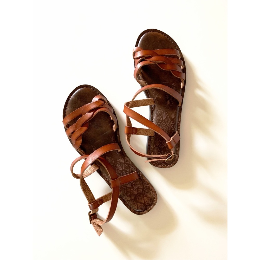 Roman holiday sandals ⛲️🛵